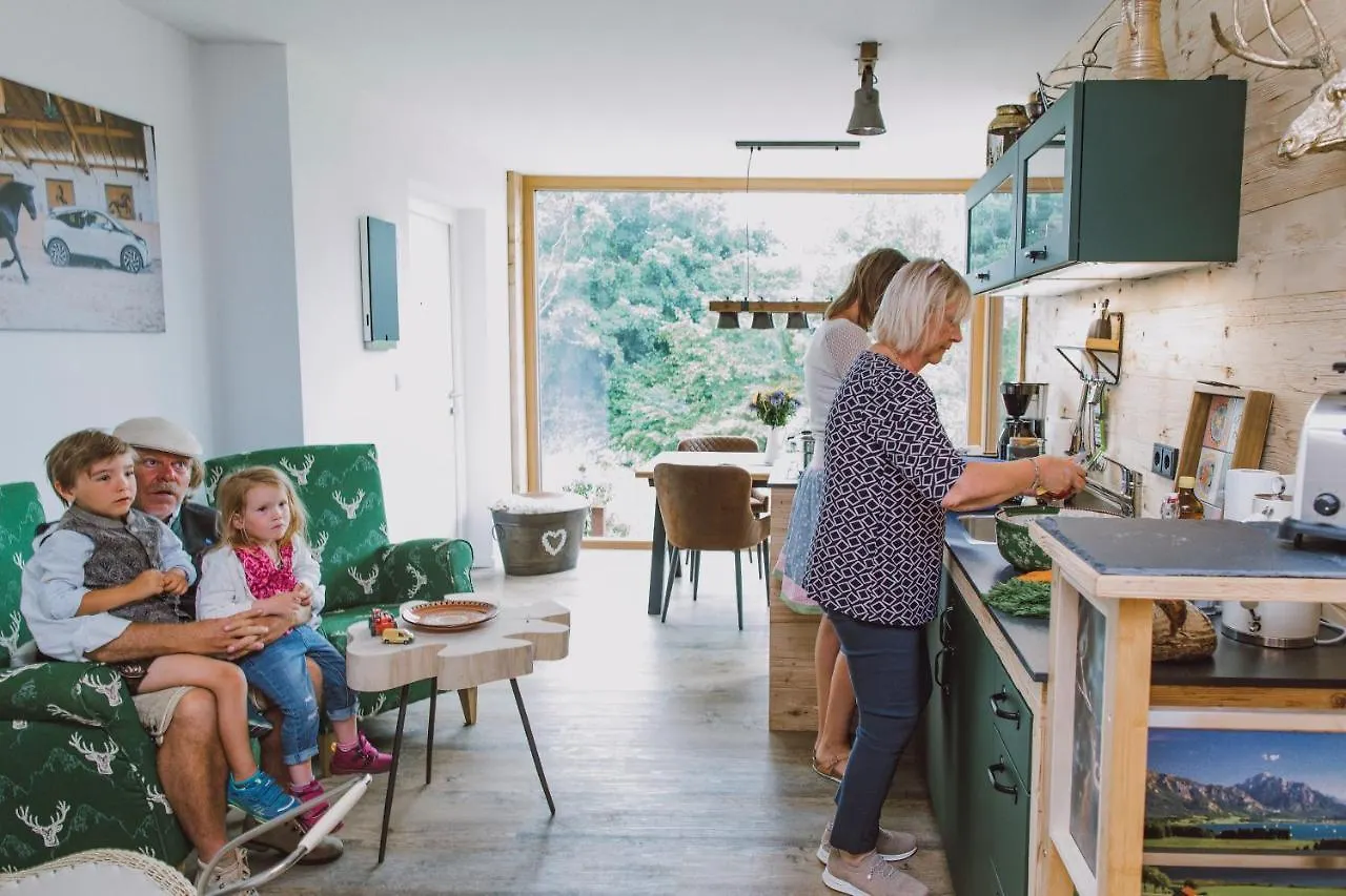 Apartament Garden - Guggis Emporeon Allgau Germaringen